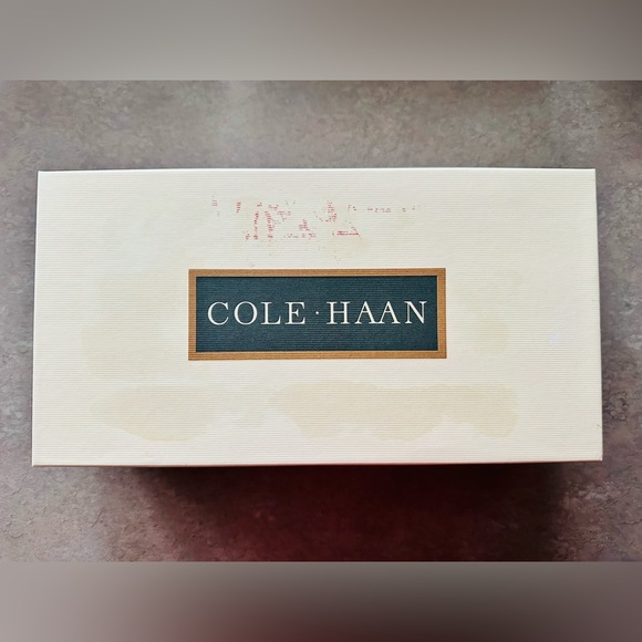 VINTAGE MADE IN ITALY COLE HAAN “GIANA” SHOES - Picture 4 of 10